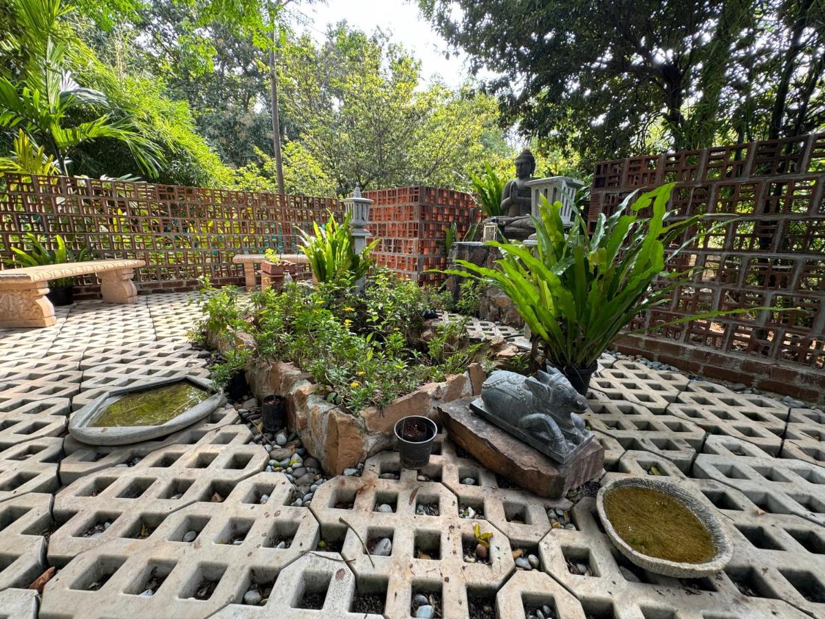 Chikoo Farm Inn Bangalore Esterno foto